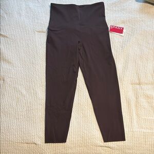 SPANX High-Rise Booty Boost 7/8 Leggings  in Dark Brown
